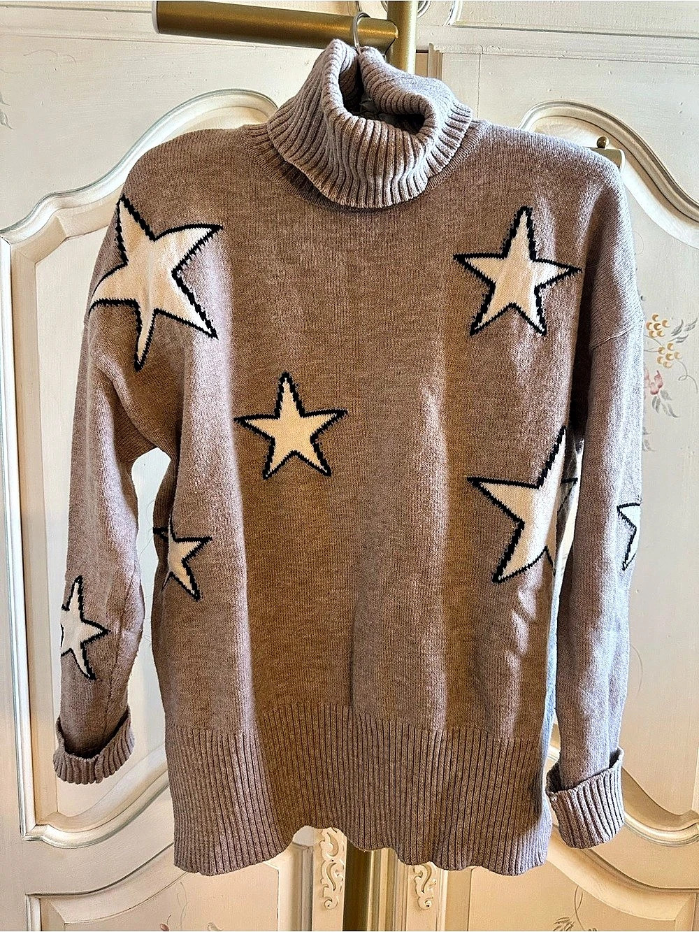 Sweet Romeo Star Turtleneck Sweater in Brown & White Size Medium